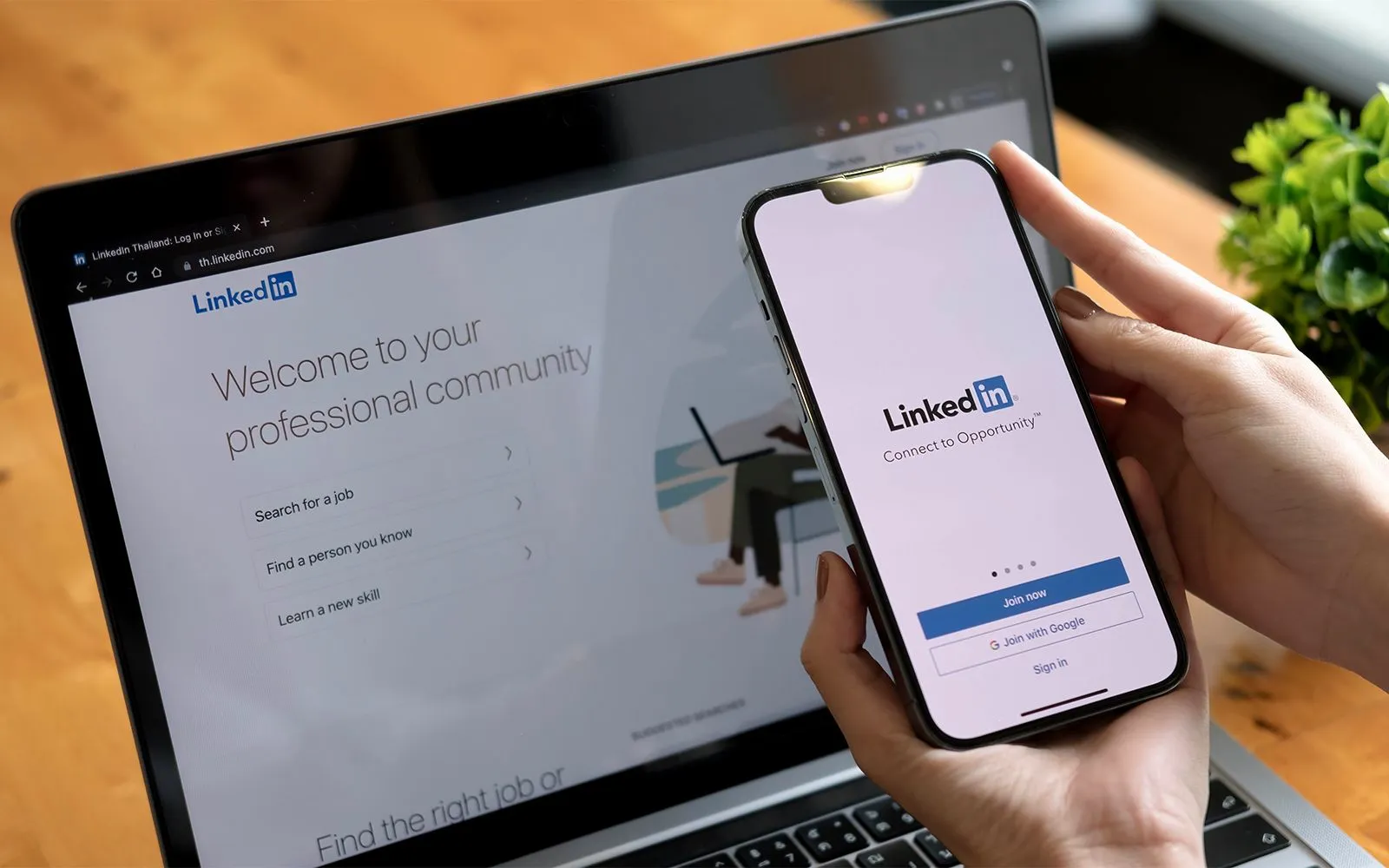 Vì sao bạn không thể xác minh tài khoản LinkedIn?